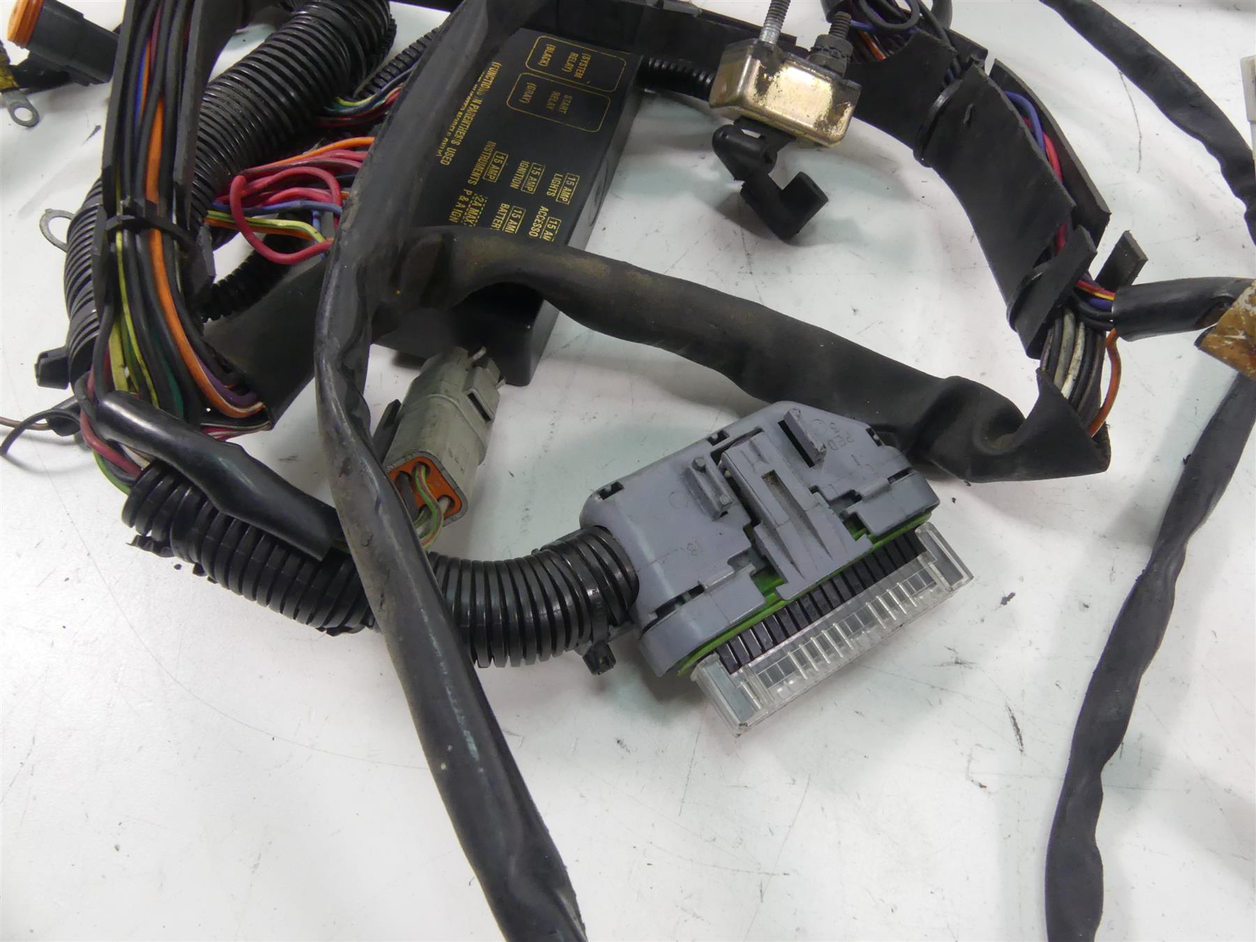 2004 Harley Softail FXSTD SE CVO Deuce Wiring Harness Loom - No Cuts 70431-04A {{ shop.shopifyCountryName }} - Mototech271