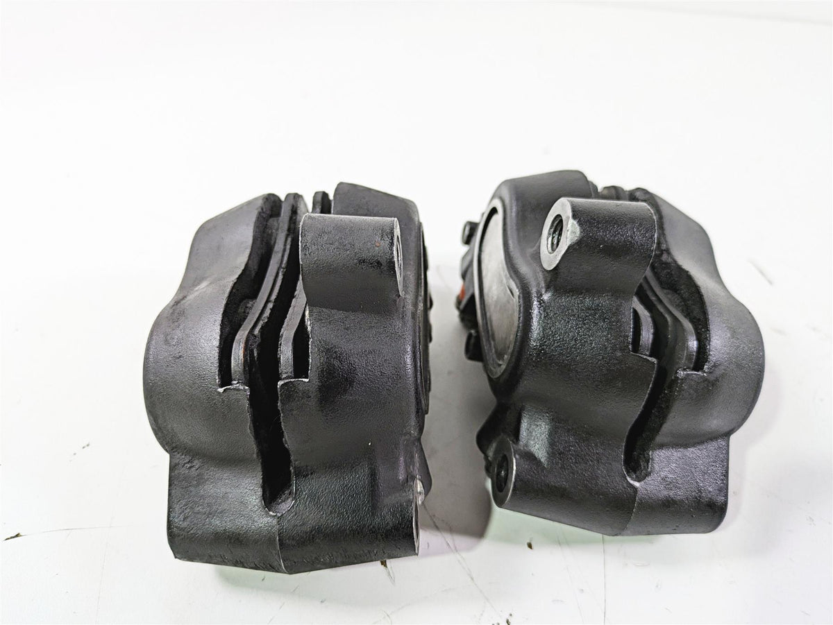 2016 Harley FXDL Dyna Low Rider Front Brake Caliper Set 41300001 41300002 {{ shop.shopifyCountryName }} - Mototech271