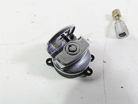2005 Harley Softail FLSTSCI Heritage Springer Ignition Switch Key Lock 71450-04 {{ shop.shopifyCountryName }} - Mototech271