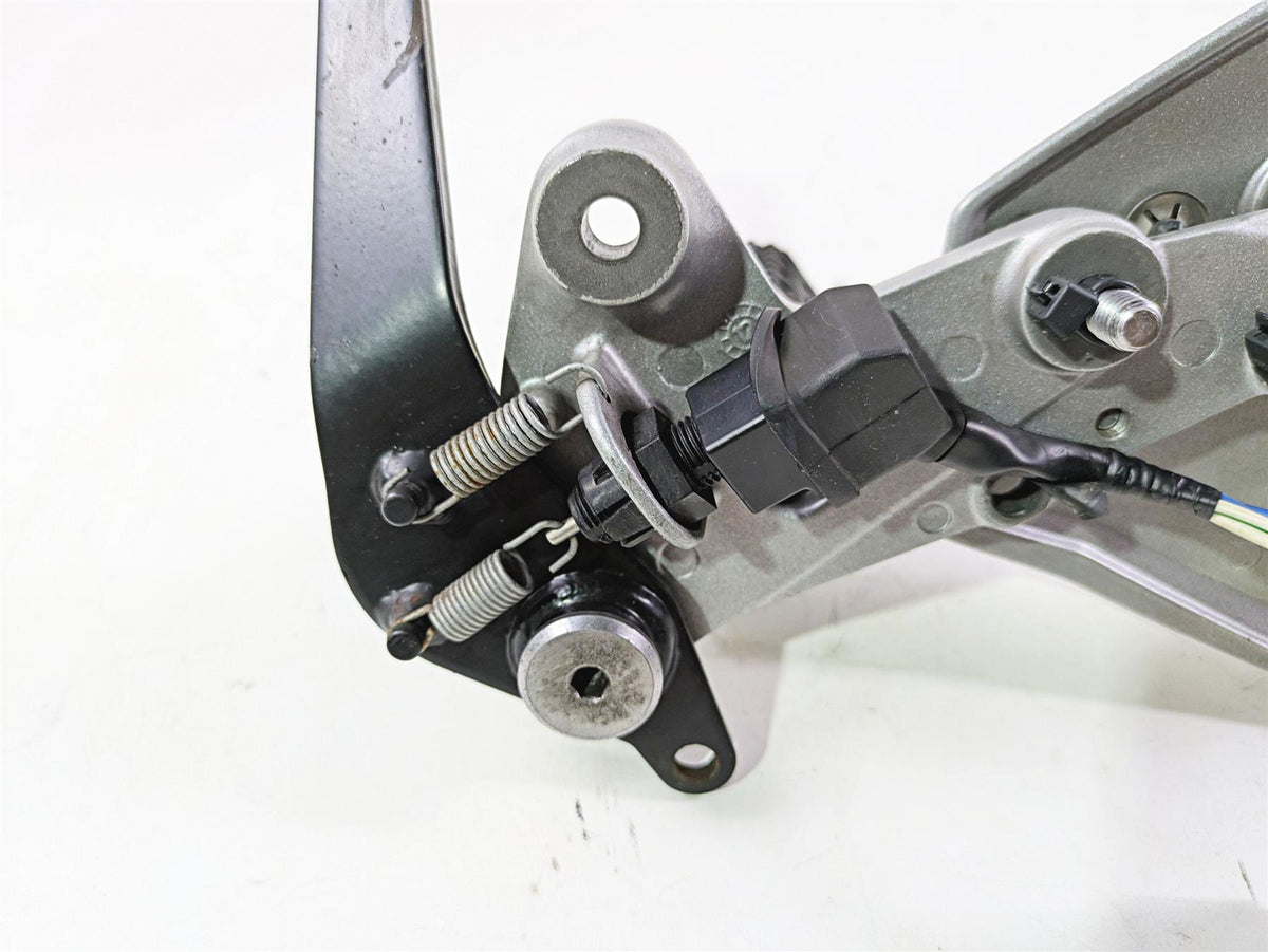 2013 Triumph Tiger 1215 Explorer Right Front Footpeg & Brake Pedal T2080788 {{ shop.shopifyCountryName }} - Mototech271