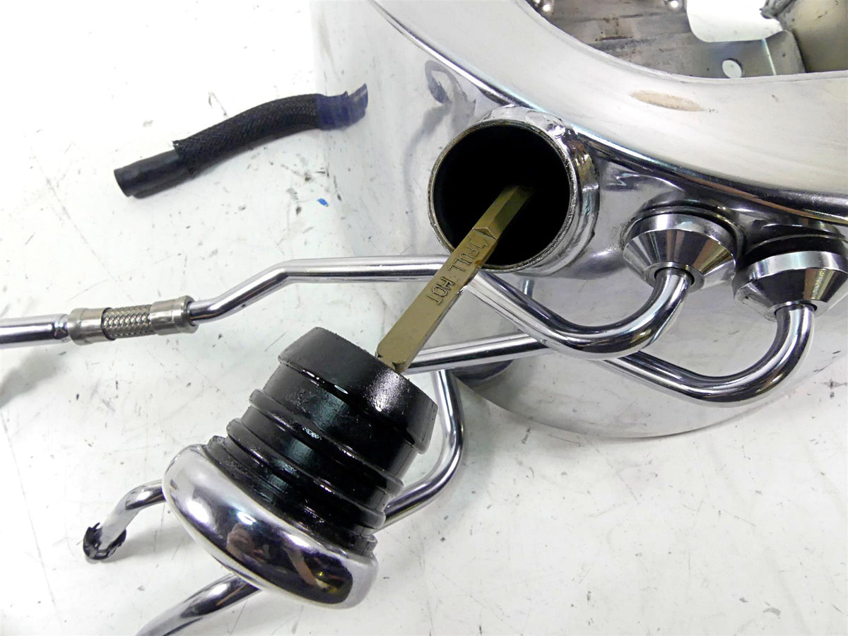 2011 Harley Softail FLSTF Fat Boy Nice Oil Tank Reservoir Hoses Set 62498-00A {{ shop.shopifyCountryName }} - Mototech271