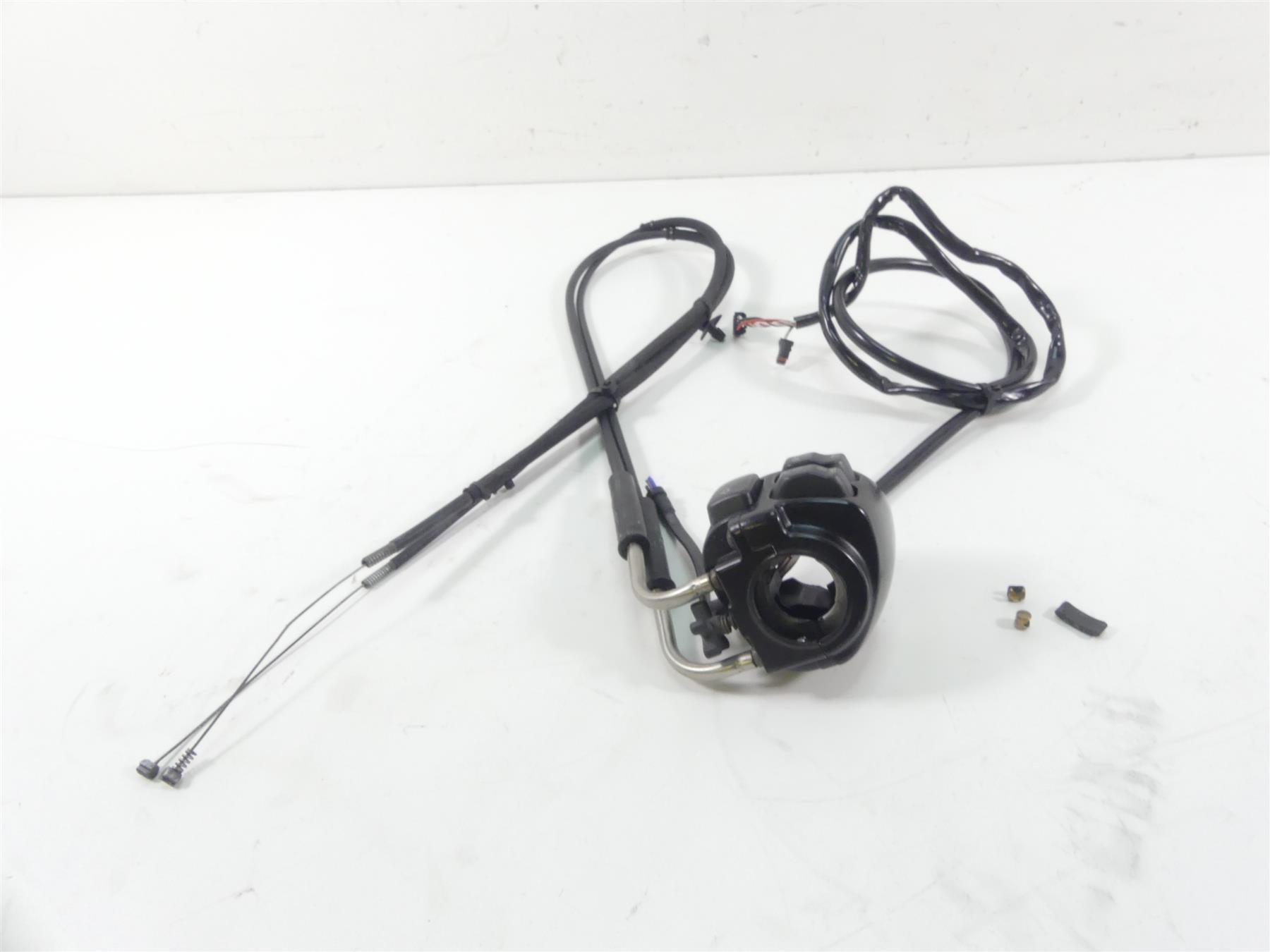 2013 Harley FXDWG Dyna Wide Glide Right Hand Control Switch -Read 71500068 {{ shop.shopifyCountryName }} - Mototech271