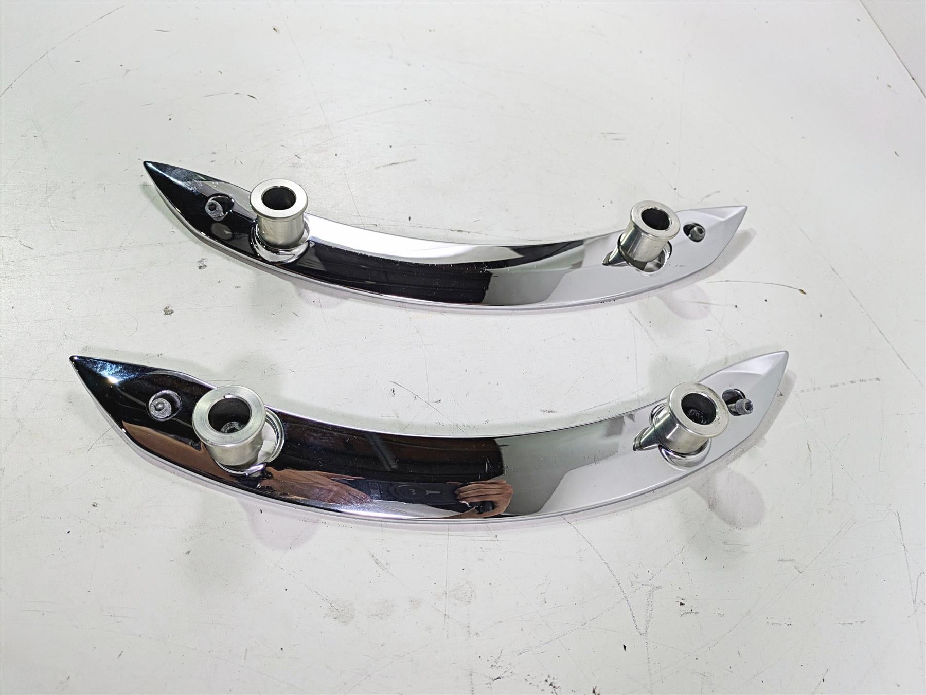 2018 Indian Chieftain Limited Rear Chrome Fender Struts Braces 5139599 5139598 {{ shop.shopifyCountryName }} - Mototech271