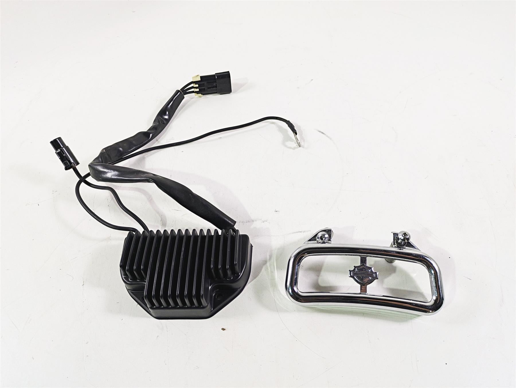 2006 Harley VRSCR Street V-Rod Rectifier Voltage Regulator 74440-01 {{ shop.shopifyCountryName }} - Mototech271