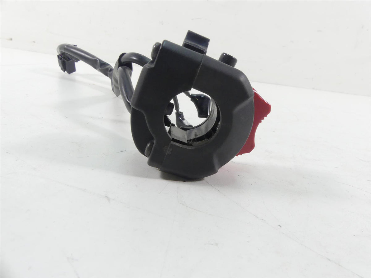 2015 Yamaha MT09 FZ09 Right Hand Start Kill Control Switch 1RC-83963-00-00 {{ shop.shopifyCountryName }} - Mototech271