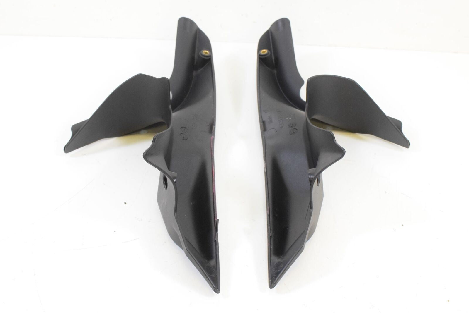 2011 Ducati 1198 Upper Air Duct Scoop Ram Fairing Cover Set 46012531A 46012542A {{ shop.shopifyCountryName }} - Mototech271
