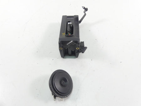 2021 Harley Softail FLSB Sport Glide Horn & Wiring Box 69201654 {{ shop.shopifyCountryName }} - Mototech271