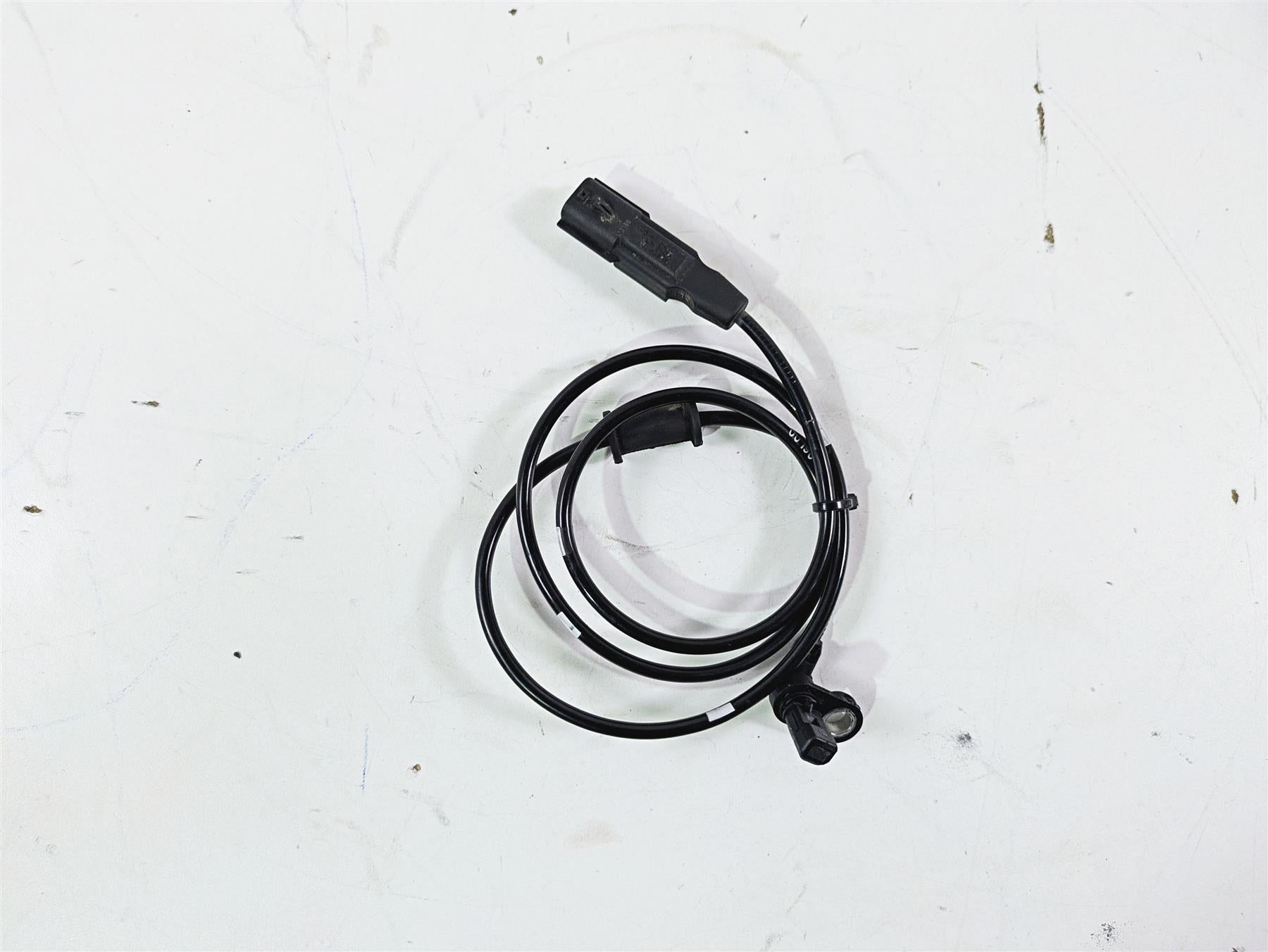 2020 Suzuki V-Strom 1050 XT Front Abs Brake Wheel Speed Sensor 55710-06L00 {{ shop.shopifyCountryName }} - Mototech271