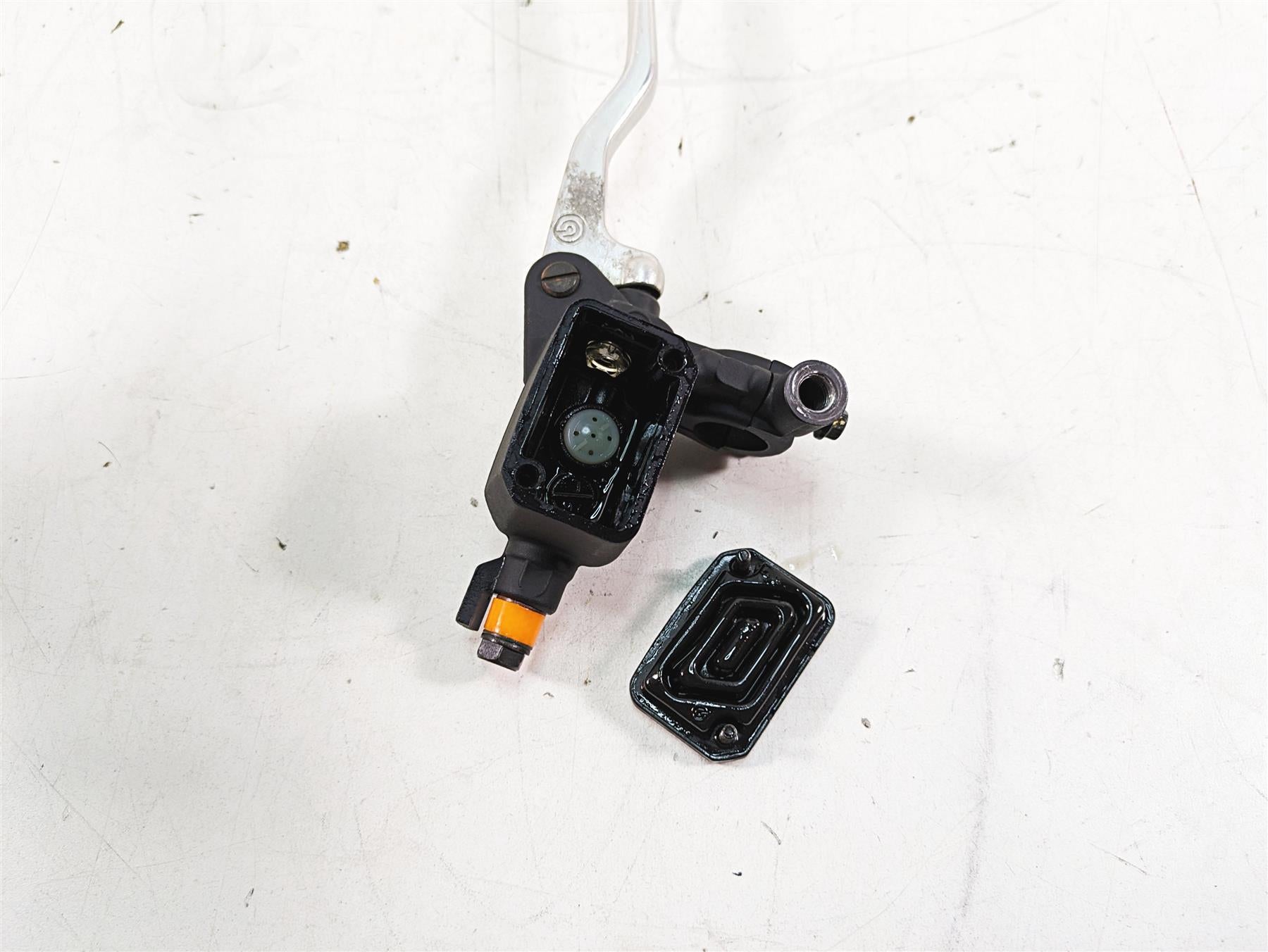 2013 Moto Guzzi V7 750 Stone 12mm Brembo Front Brake Master Cylinder GU03660145 {{ shop.shopifyCountryName }} - Mototech271