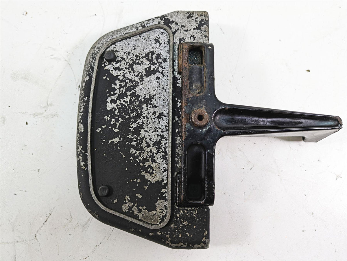 2005 Harley Touring FLHTCUI Electra Glide Passenger Floor Board Set 52719-93B {{ shop.shopifyCountryName }} - Mototech271