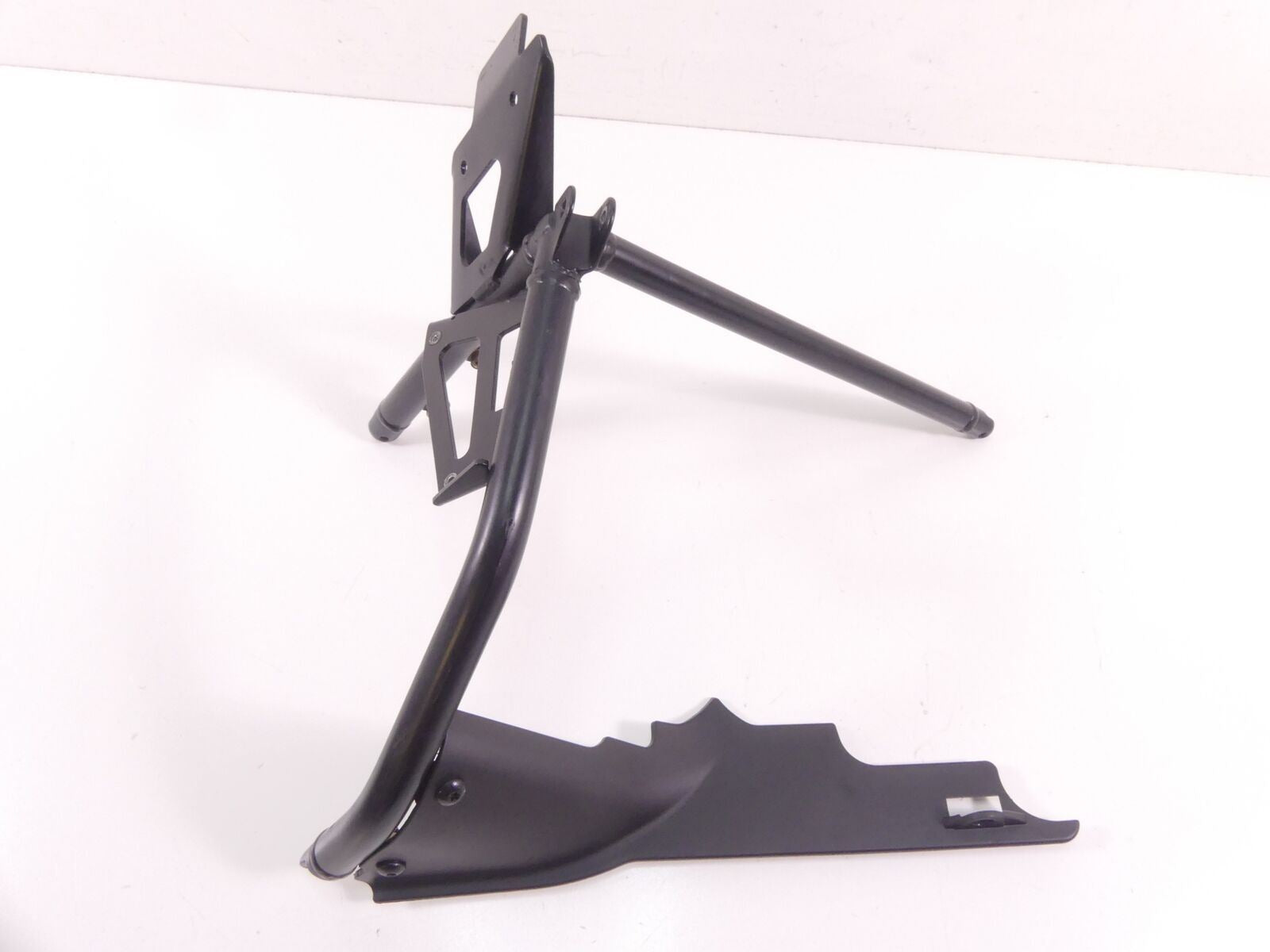 2006 Buell XB12SCG Lightning Front Main Support Engine Frame Mount L0511.02A8AYT {{ shop.shopifyCountryName }} - Mototech271