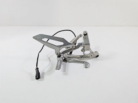 2019 Ducati 959 Panigale Right Foot Peg Mount & Brake Pedal Set 8291E071AA {{ shop.shopifyCountryName }} - Mototech271
