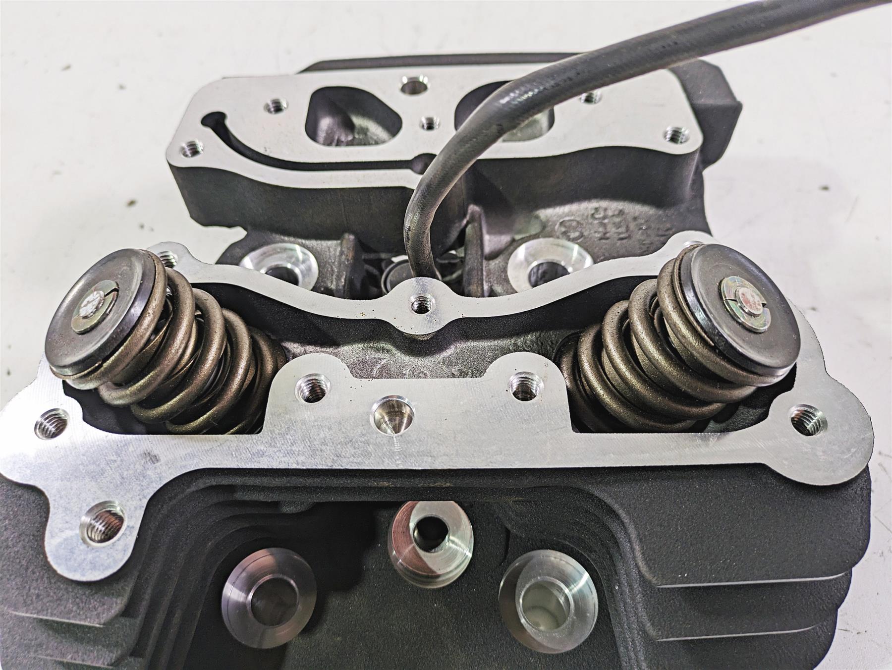 Unused Harley 110ci Screamin Eagle Twin Cam Rear Cylinderhead Cylinder Head 17250-07 {{ shop.shopifyCountryName }} - Mototech271