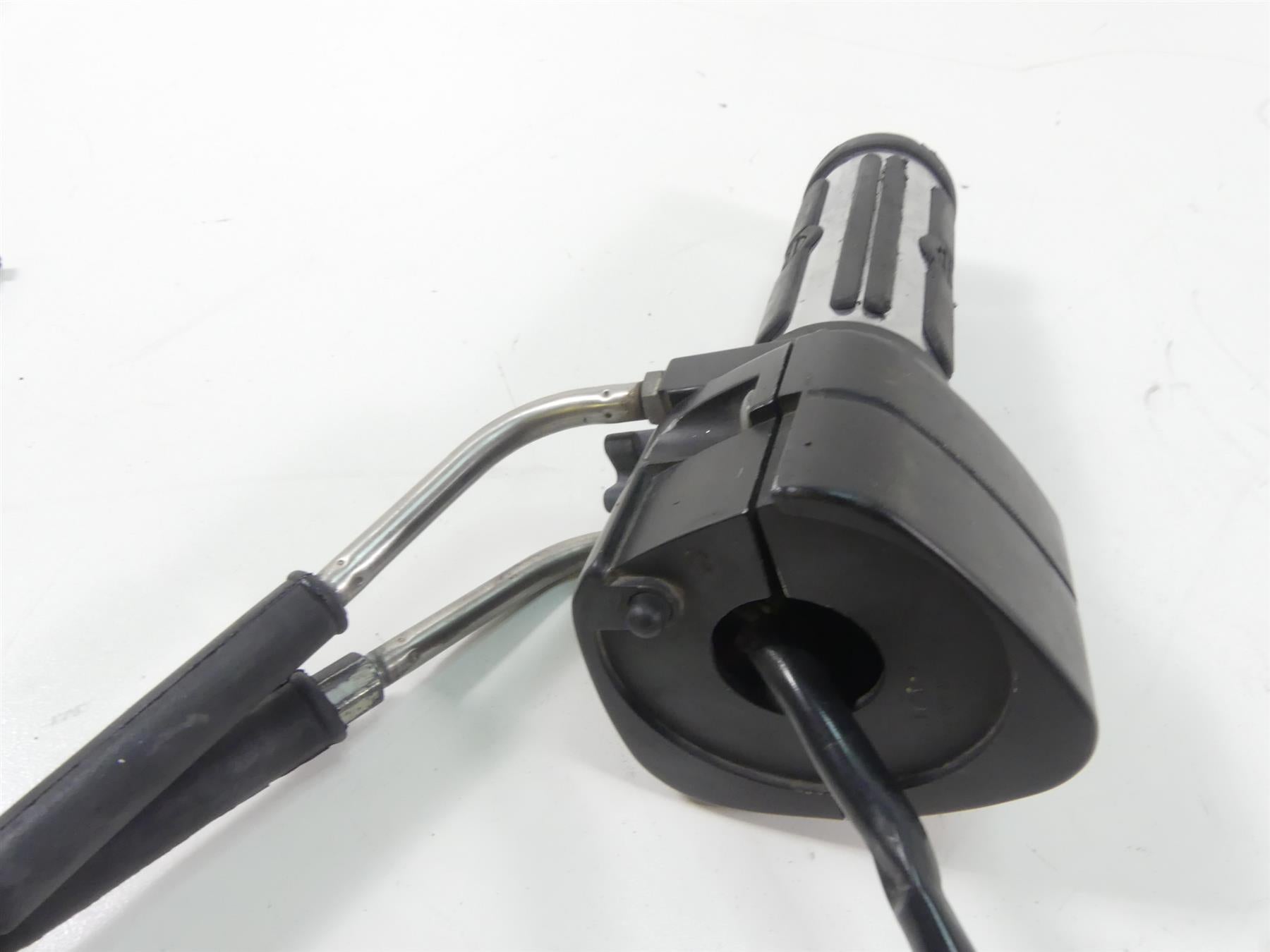 1993 Harley FXSTS Softail Springer Right Control Switch + Throttle Grip 70219-87 {{ shop.shopifyCountryName }} - Mototech271