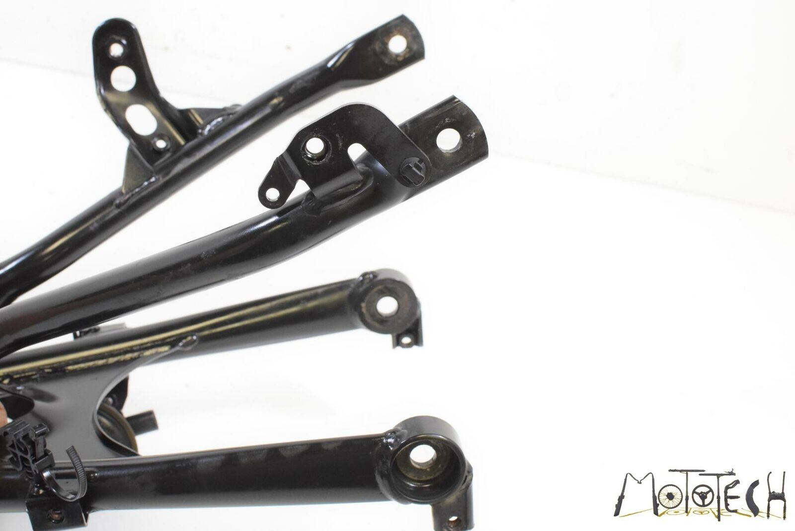 2009 BMW R1200GS R1200 GS K25 Straight Main Frame Chassis SLVG TTL 46517704979 {{ shop.shopifyCountryName }} - Mototech271