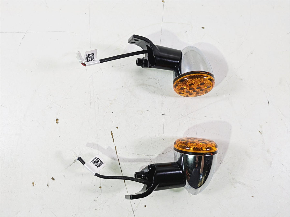 2019 Indian Chieftain Limited Front Blinker Turn Signal Set 2414421 {{ shop.shopifyCountryName }} - Mototech271