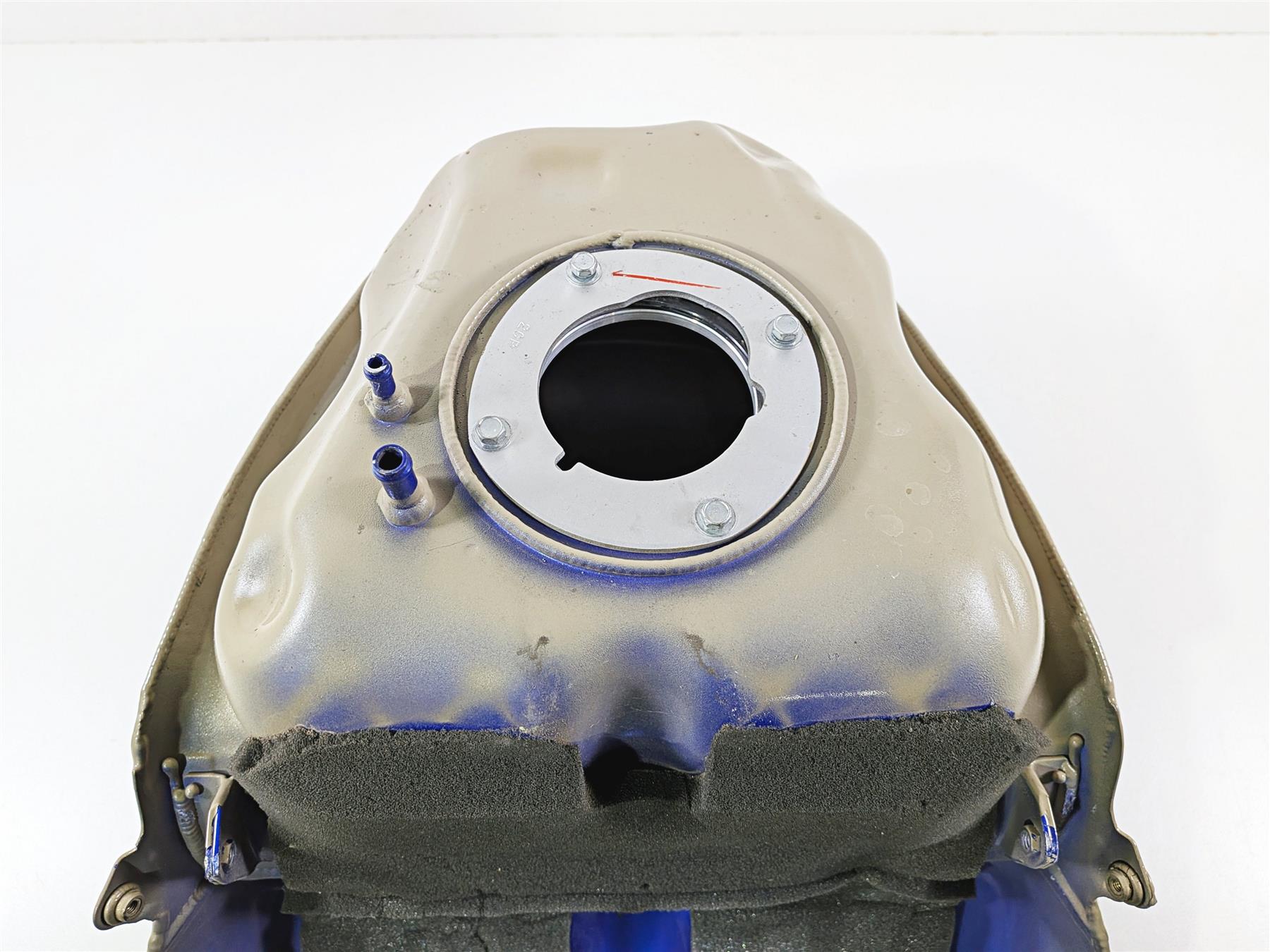 2016 Yamaha YZF R1 RN32 Fuel Gas Petrol Tank 2CR-YK241-00-P4 2CR-24110-00-P3 {{ shop.shopifyCountryName }} - Mototech271