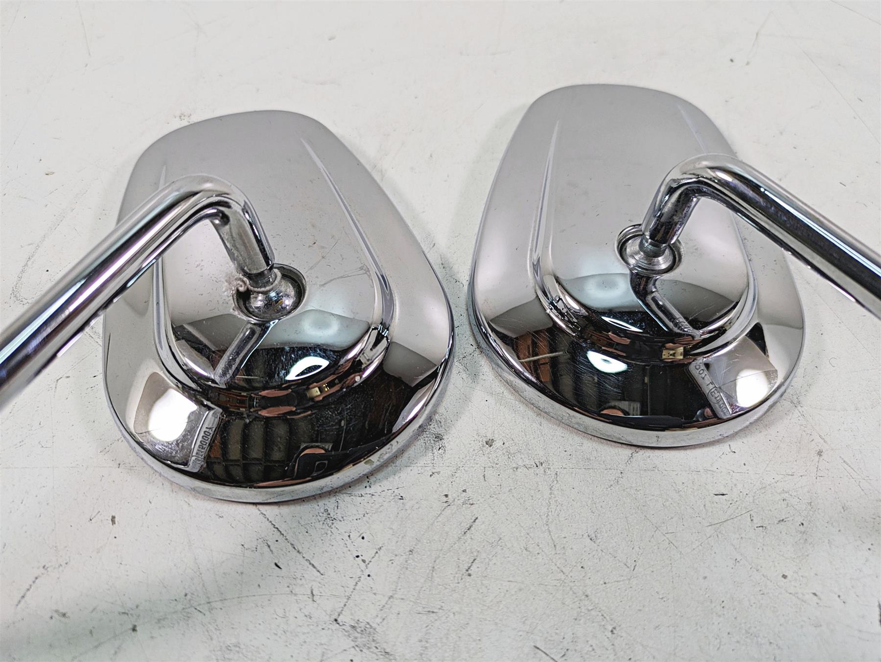 2010 Harley Touring FLHTCU Electra Glide Rear View Mirror Set 91840-03 91845-03 {{ shop.shopifyCountryName }} - Mototech271