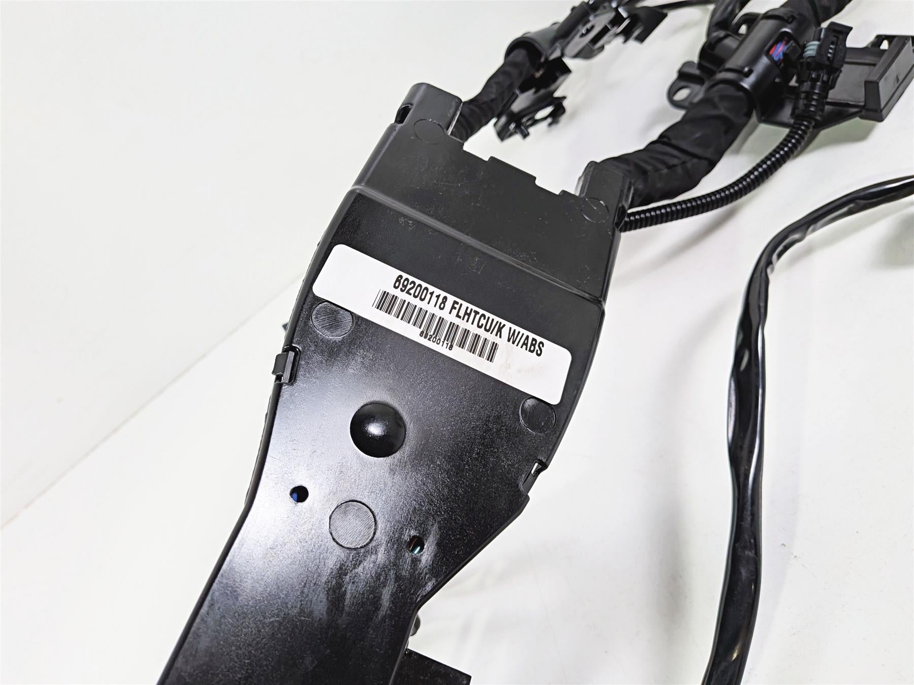 2014 Harley Touring FLHTK Electra Glide Main Wiring Harness Loom Abs 69200118-Mototech271
