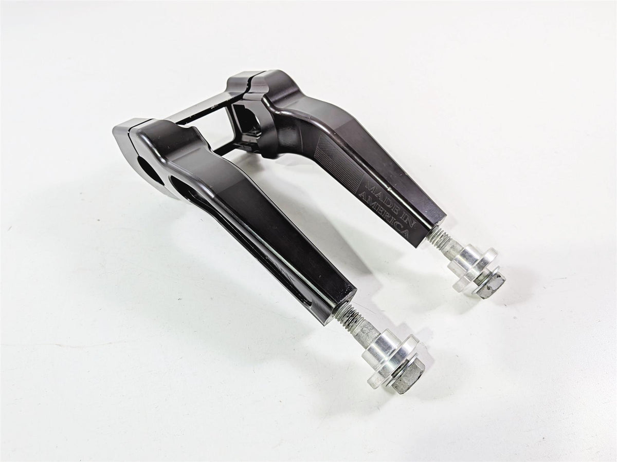 2024 Harley Softail FXLRST Low Rider Thrashin 6.5" Pullback Riser Set TSC-6500-1 {{ shop.shopifyCountryName }} - Mototech271