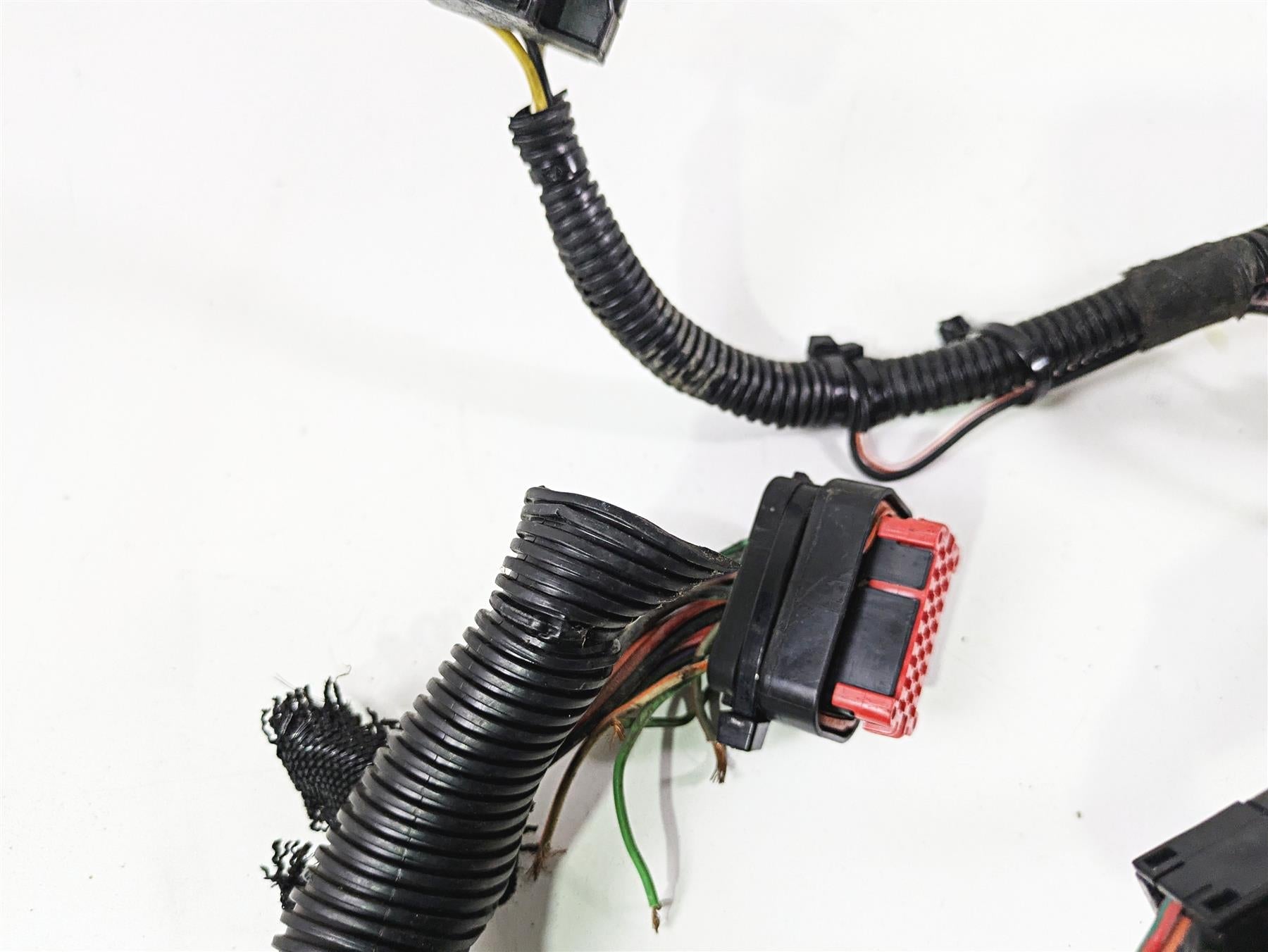 2011 Harley Touring FLHTCUSE CVO E-Glide Front Fairing Wiring Harness READ 69200071 {{ shop.shopifyCountryName }} - Mototech271