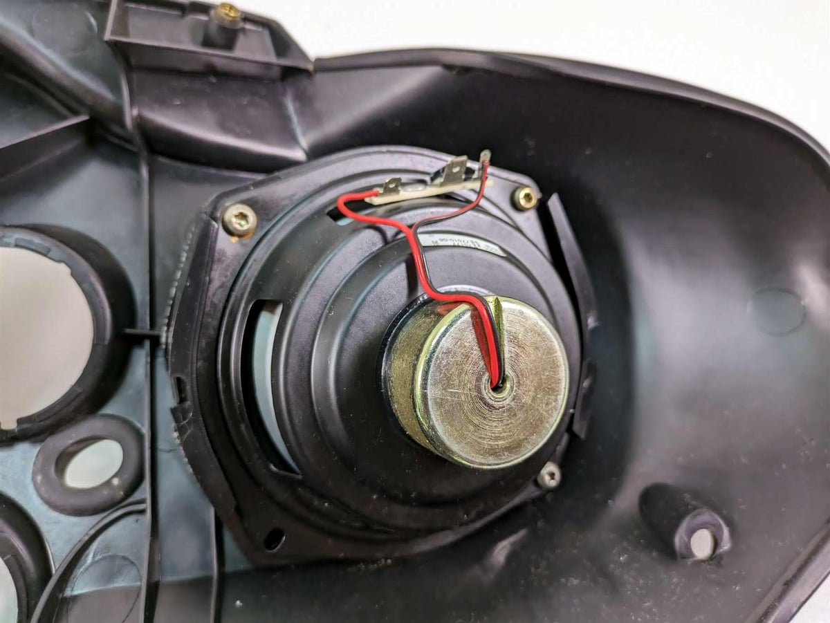 2006 Harley Touring FLHTCUI Electra Glide Inner Fairing & Speaker 58497-96B {{ shop.shopifyCountryName }} - Mototech271