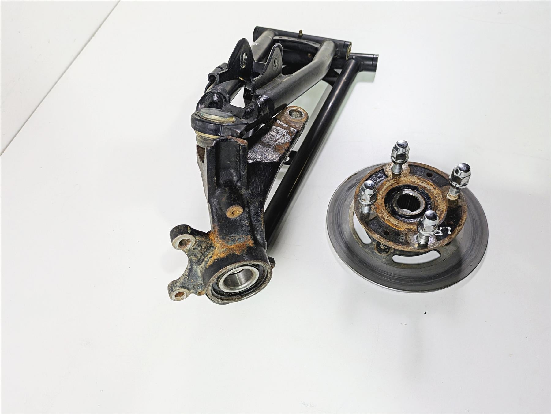 2021 CFMoto Zforce 950 Sport Front Left Knee Assembly Control Arms 5BYA-050701 {{ shop.shopifyCountryName }} - Mototech271