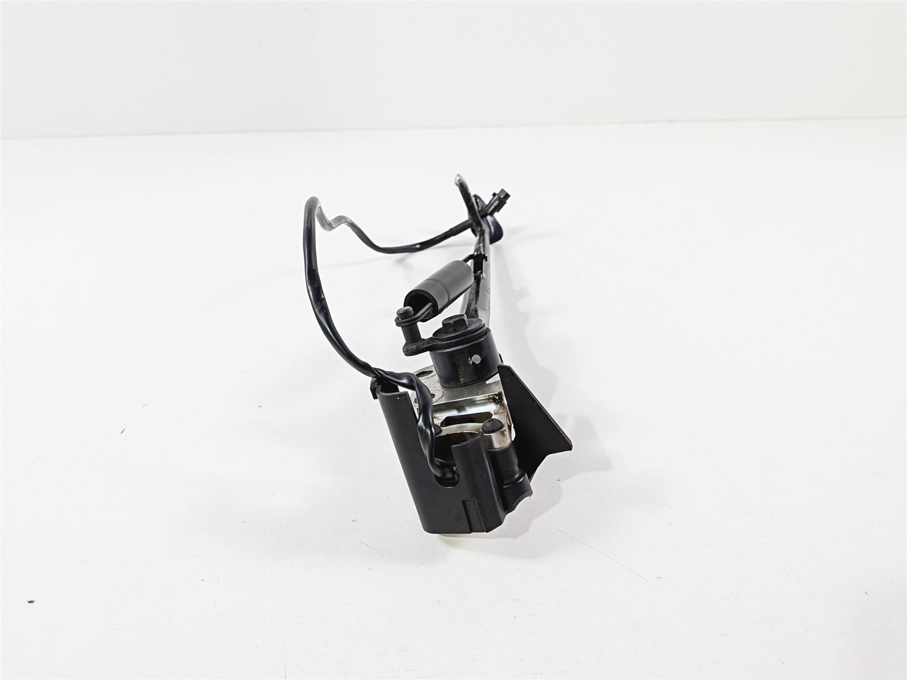 2008 Yamaha YZF R1 RN19 Nice Side Kickstand Stand & Safety Switch 5VY-27311-01 {{ shop.shopifyCountryName }} - Mototech271
