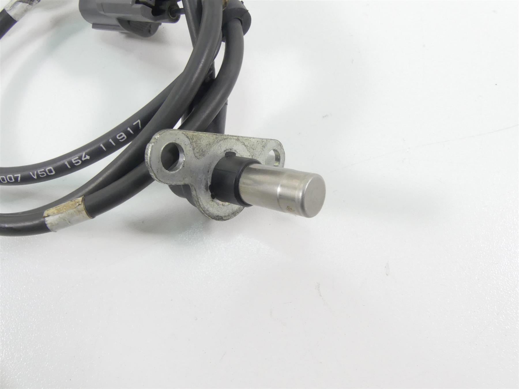 2012 Kawasaki ZX1400 ZX14R Ninja Rear Wheel Speed Sensor 21176-0060 {{ shop.shopifyCountryName }} - Mototech271