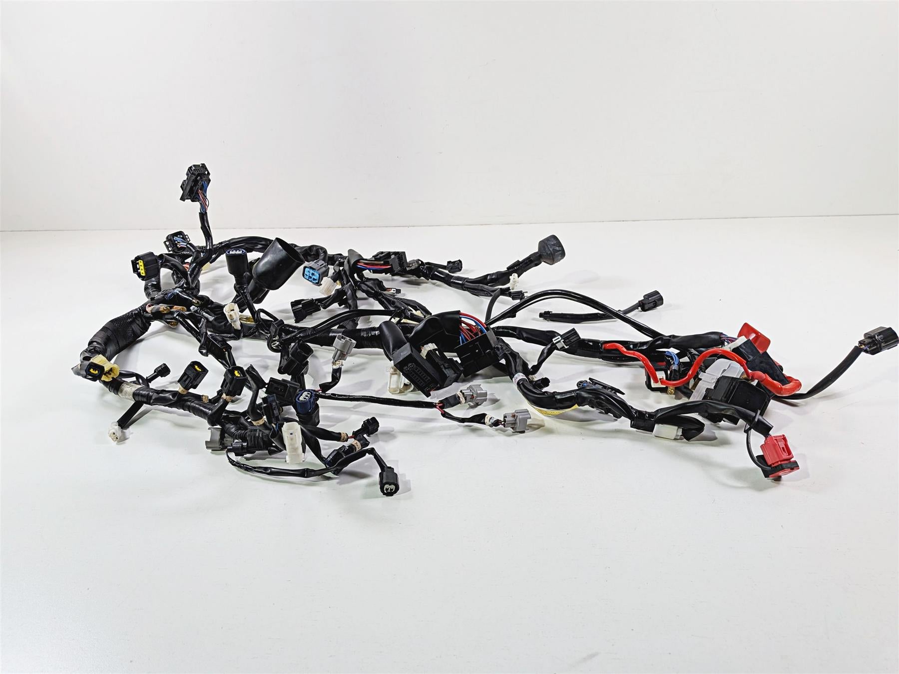 2024 Yamaha YZF R1 RN65 Main Wiring Harness Loom - Read B3L-82590-11-00 {{ shop.shopifyCountryName }} - Mototech271