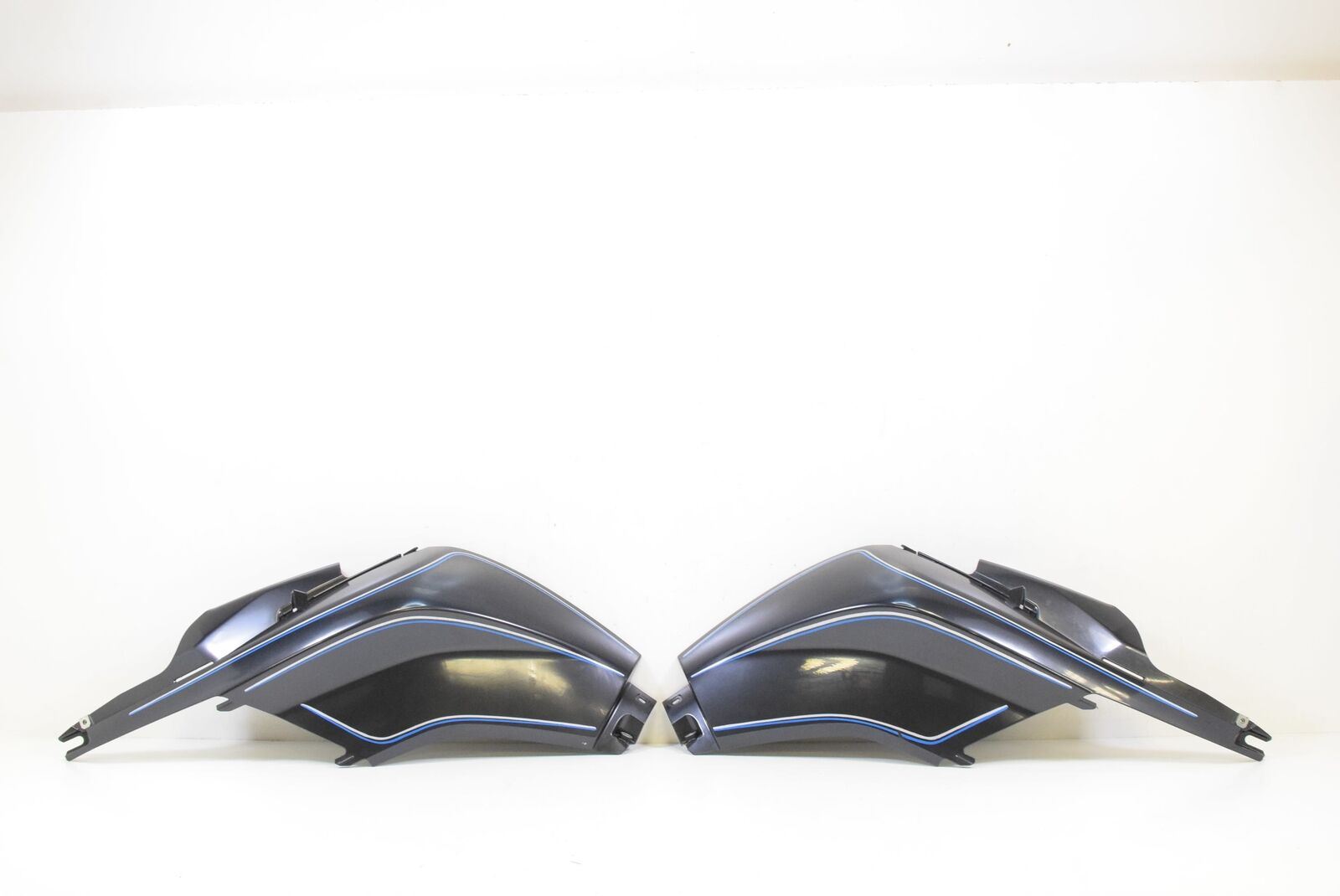 2014 BMW K1600 GTL K48 Left Right Side Tank Fairing Cover Set 46637710451 {{ shop.shopifyCountryName }} - Mototech271