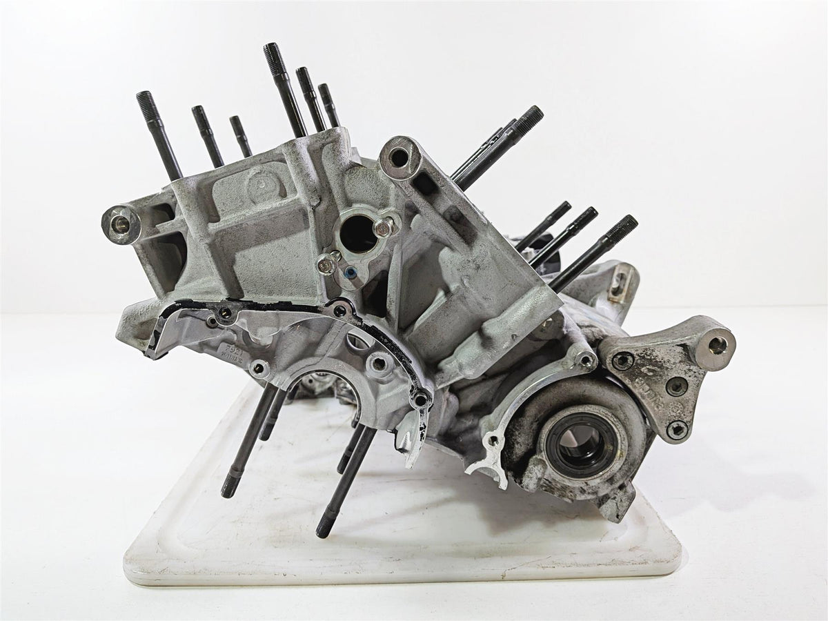 2014 Aprilia RSV4 RR Factory Engine Crankcase Crank Case Jug Set 2A000674 {{ shop.shopifyCountryName }} - Mototech271