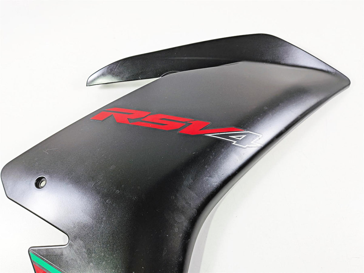 2014 Aprilia RSV4 RR Factory Main Upper Right Side Cover Fairing B043470 858821 {{ shop.shopifyCountryName }} - Mototech271