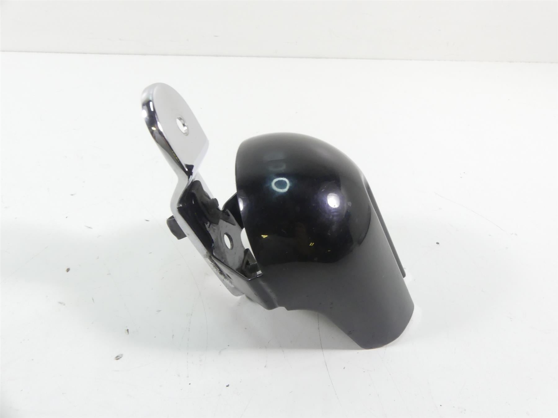 2009 Harley FXDF Dyna Fat Bob Horn Cover 61300478A {{ shop.shopifyCountryName }} - Mototech271