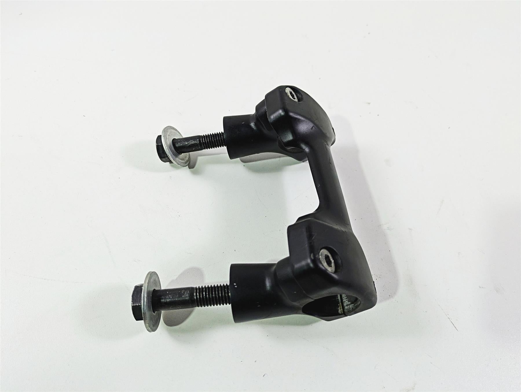 2016 Indian Chief Classic Handlebar Handle Bar Holder Risers 5139656 {{ shop.shopifyCountryName }} - Mototech271