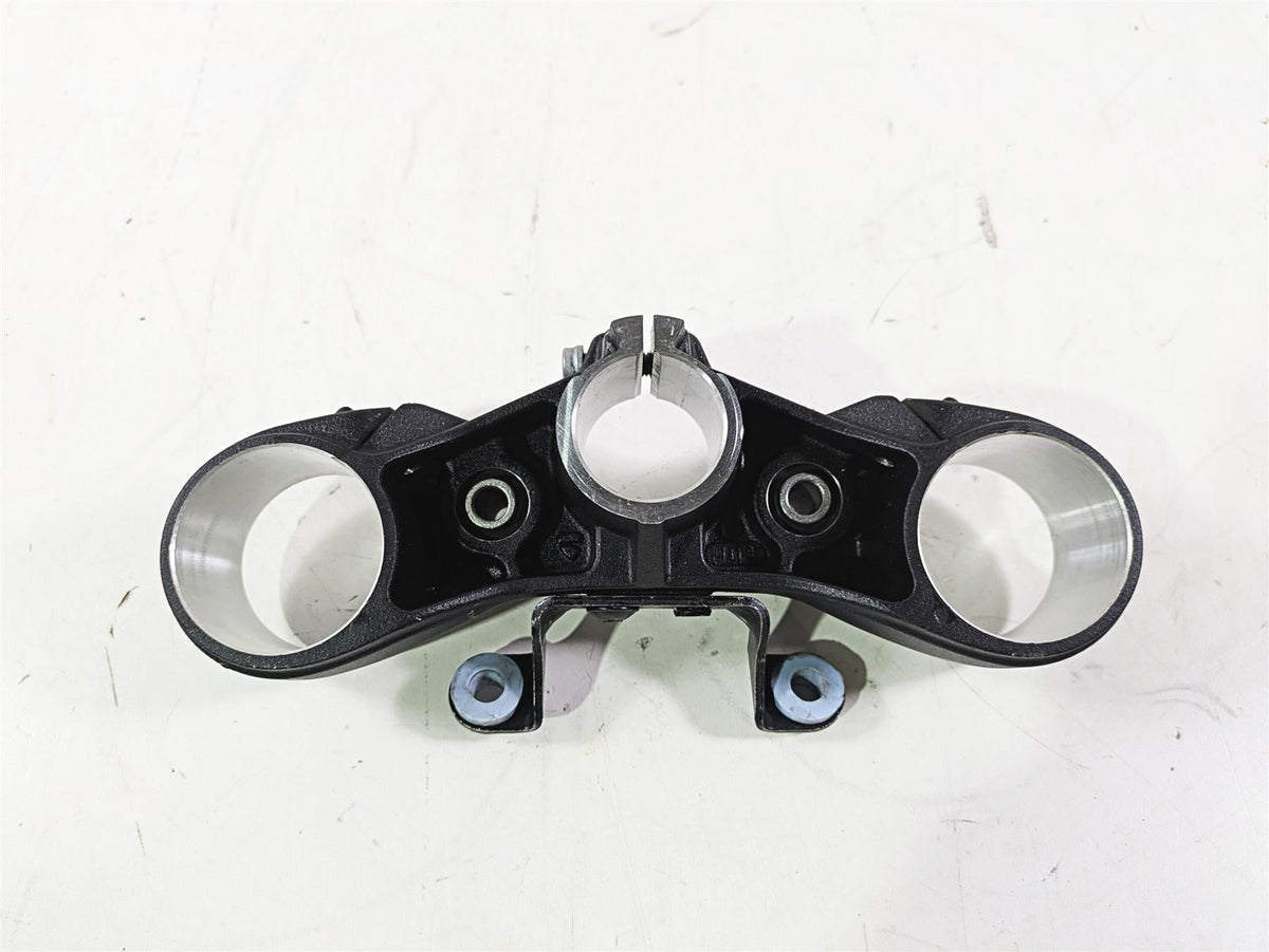 2018 Ducati Hypermotard 939 SP Upper Triple Tree Steering Clamp 34110972AA {{ shop.shopifyCountryName }} - Mototech271