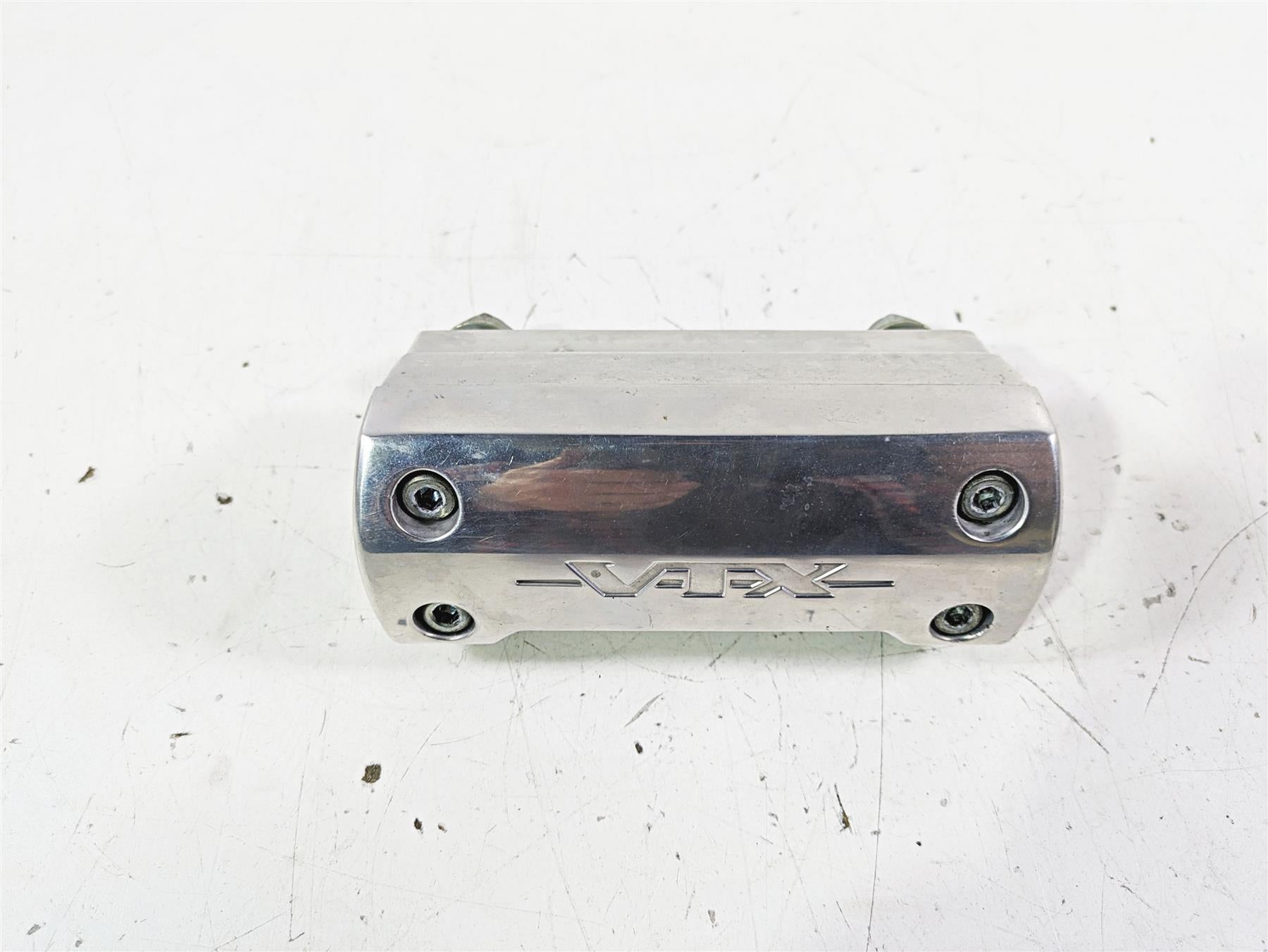 2002 Honda VTX1800 Retro Handlebar Riser Holder Set 53231-MCV-000 53131-MCV-000 {{ shop.shopifyCountryName }} - Mototech271