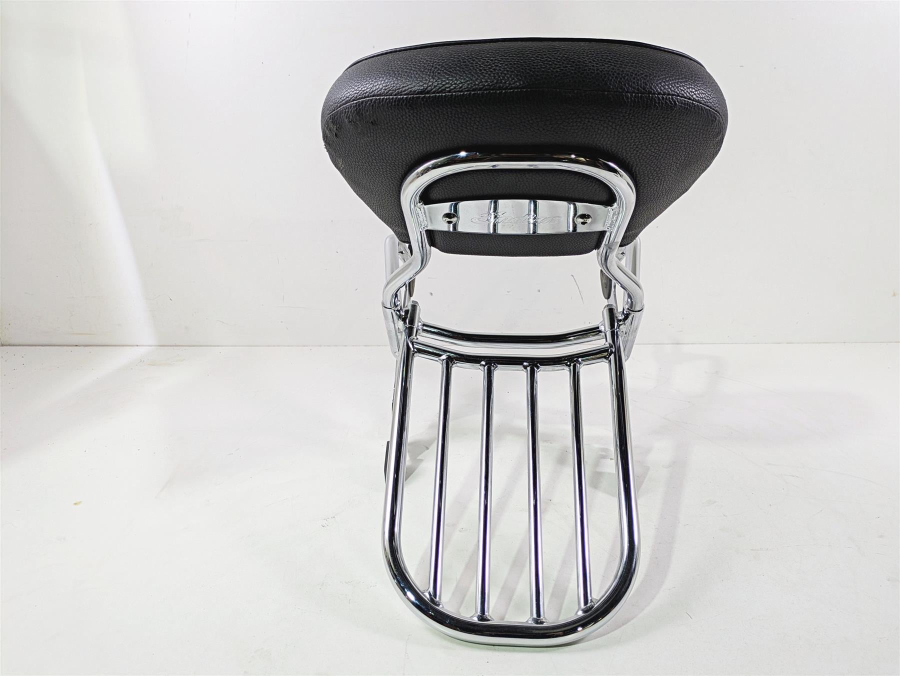 2017 Indian Chieftain Limited Indian Backrest Sissy Bar Luggage Rack 2884186 {{ shop.shopifyCountryName }} - Mototech271