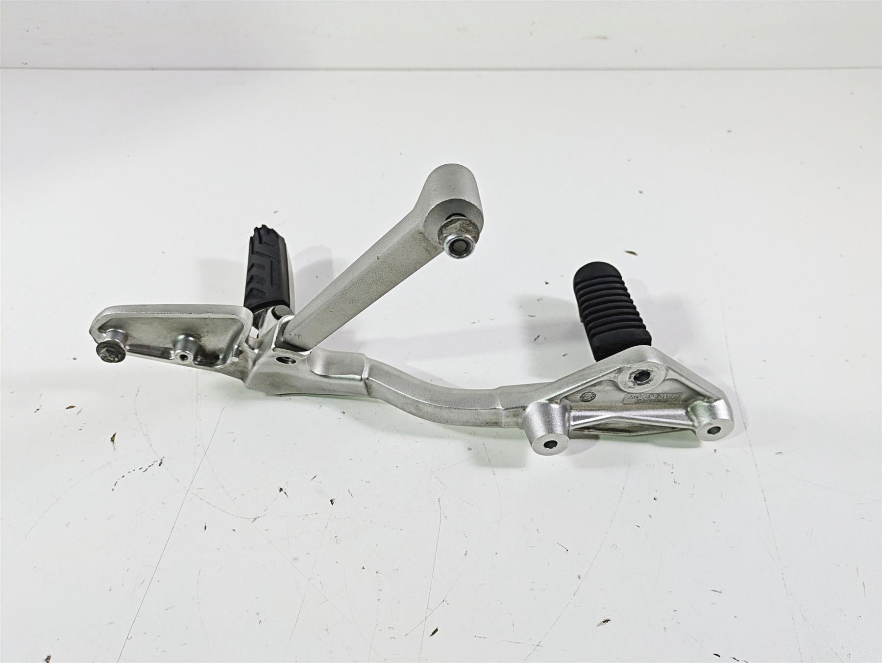 2016 Moto Guzzi Stelvio 1200 8V NTX Left Foot Peg Foot Rest + Mount Set 883103 {{ shop.shopifyCountryName }} - Mototech271