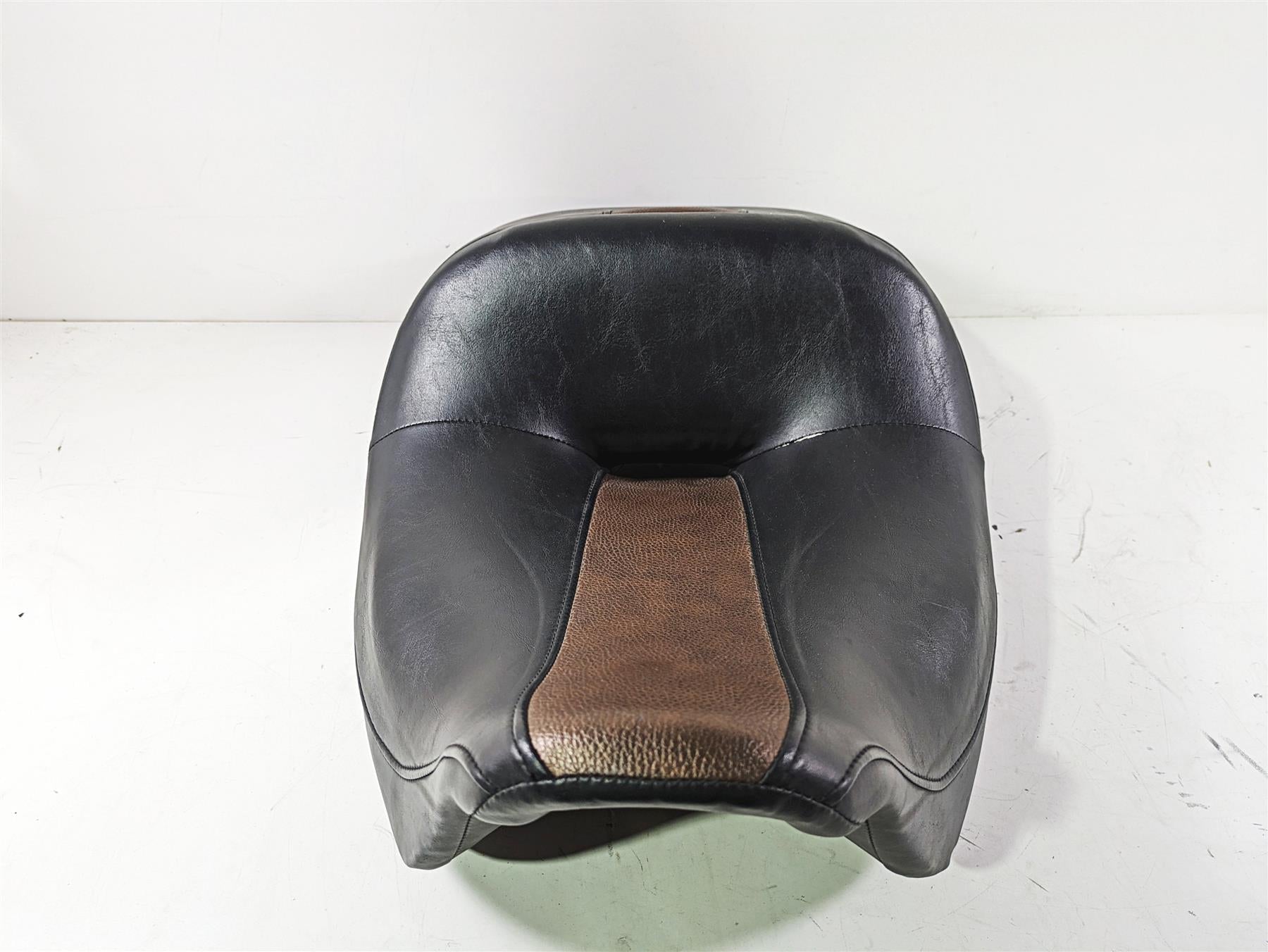 2008 Harley Touring FLHTCU E-Glide 105TH Seat Saddle 51794-08A {{ shop.shopifyCountryName }} - Mototech271