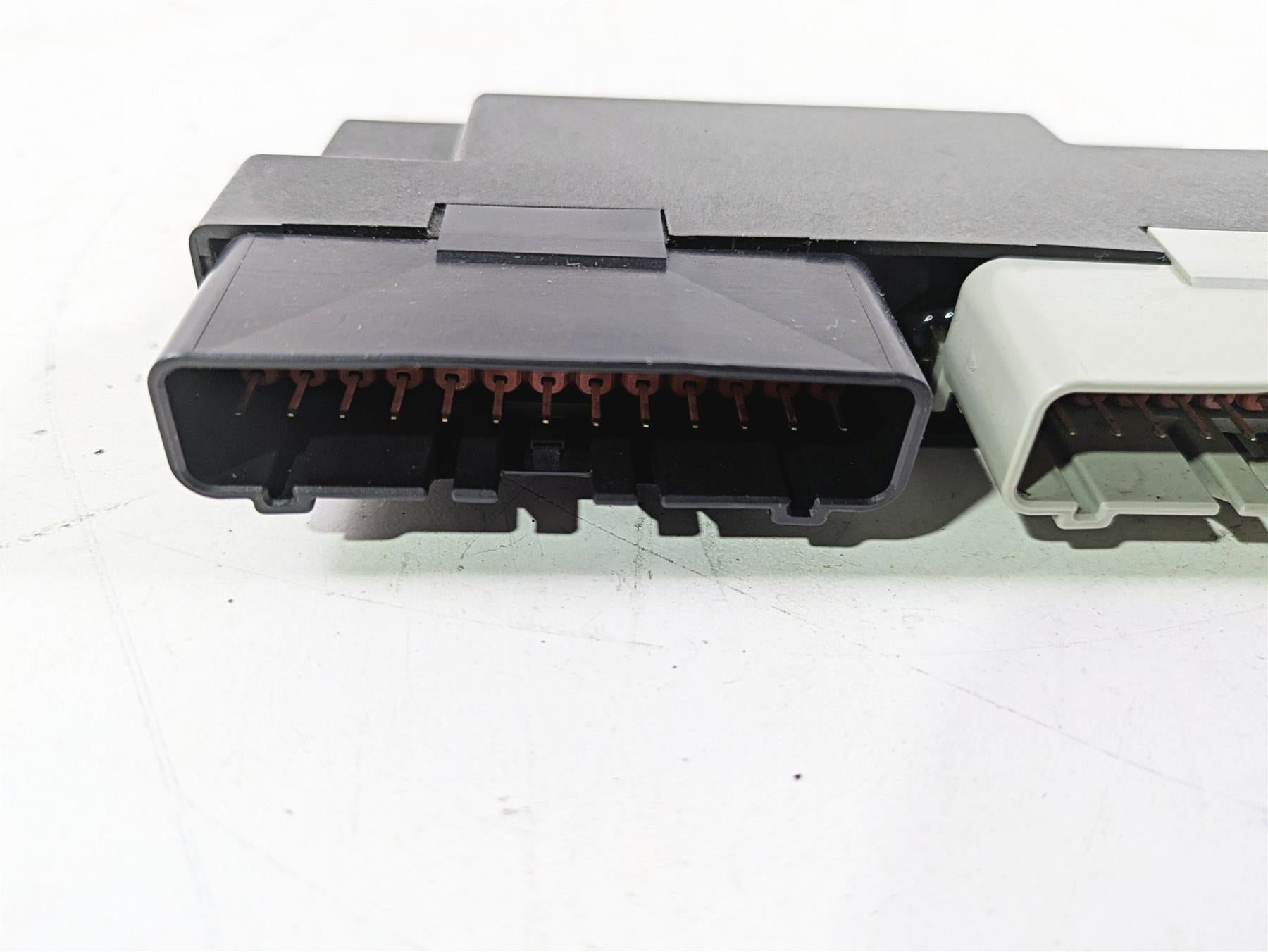 2004 Honda Aquatrax R-12X Cdi Ecu Ecm Engine Control Module 38770-HW3-673 {{ shop.shopifyCountryName }} - Mototech271