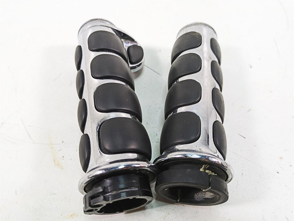 1999 Harley Dyna FXDL Low Rider Chrome Hand Grip Set {{ shop.shopifyCountryName }} - Mototech271