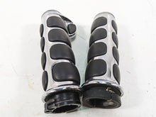 Load image into Gallery viewer, 1999 Harley Dyna FXDL Low Rider Chrome Hand Grip Set | Mototech271
