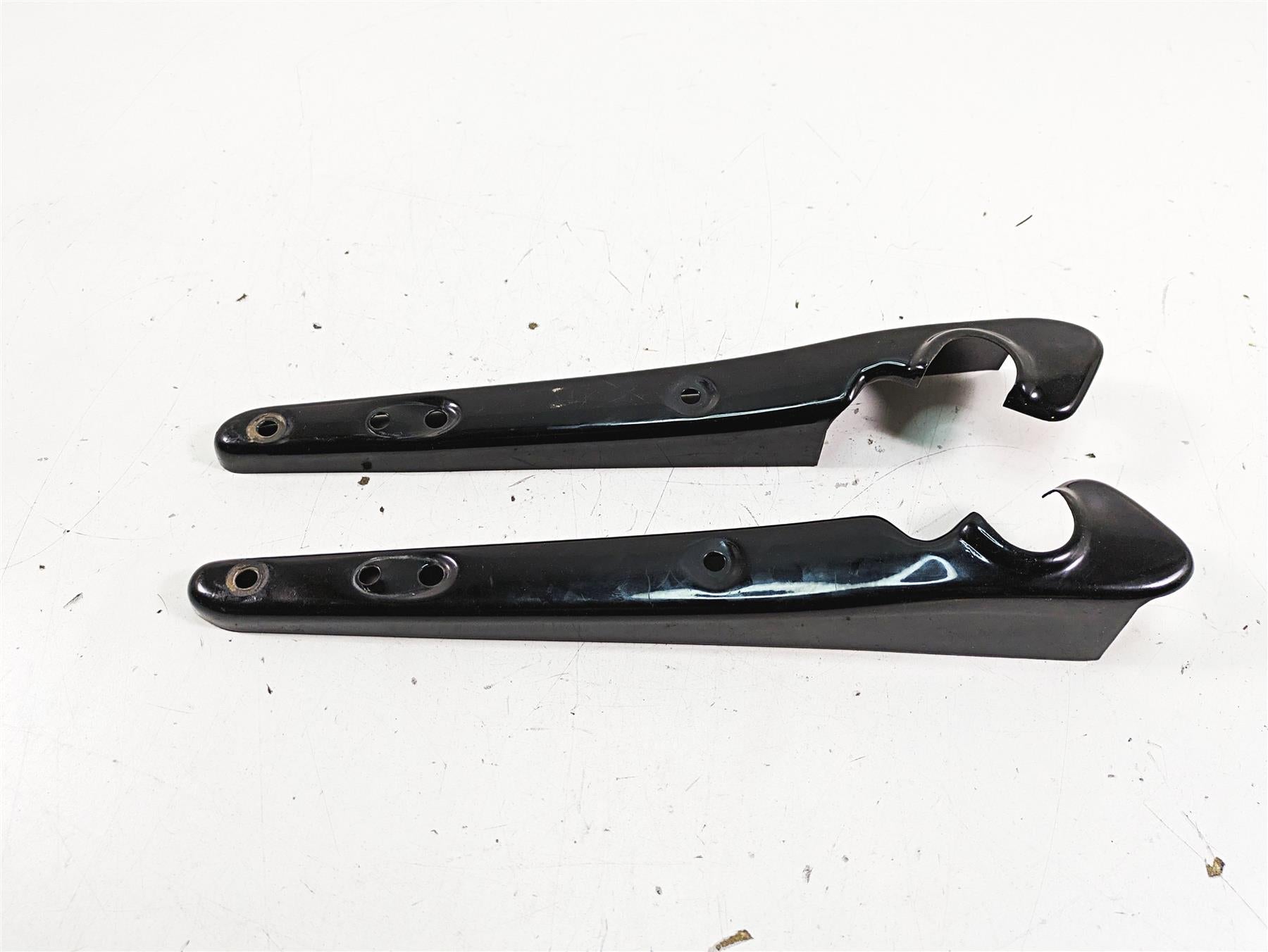 2019 Harley XL883N Sportster Iron Rear Fender Struts Braces 60203-06 60204-06 {{ shop.shopifyCountryName }} - Mototech271