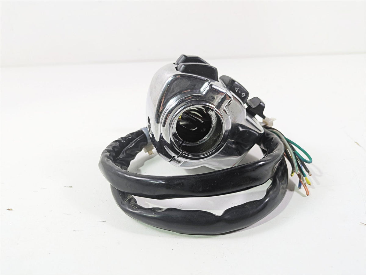 2010 Harley Touring FLHXSE CVO Street Glide Left Hand Control Switch 71682-06A {{ shop.shopifyCountryName }} - Mototech271