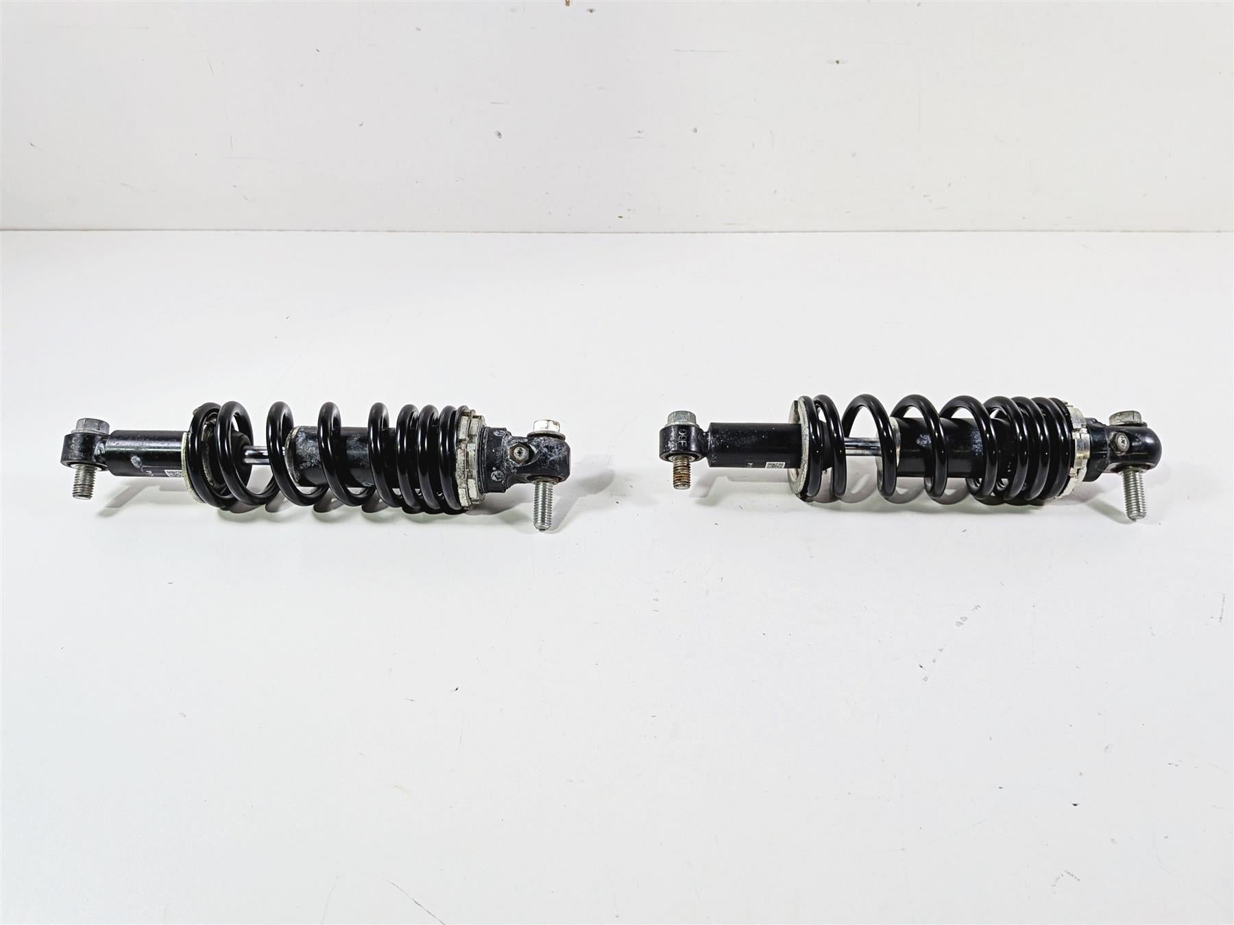 2021 Indian Scout 1200 Rear Shock Damper Set 1543761 1504596 1543748 1504597 {{ shop.shopifyCountryName }} - Mototech271