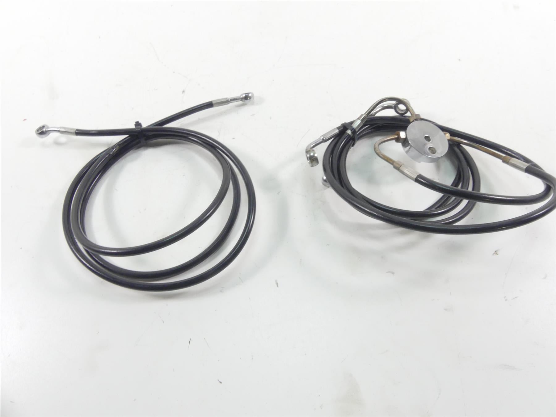 2011 Harley Touring FLTRU Road Glide Front Abs Brake Line Set 41679-09 42161-09 {{ shop.shopifyCountryName }} - Mototech271