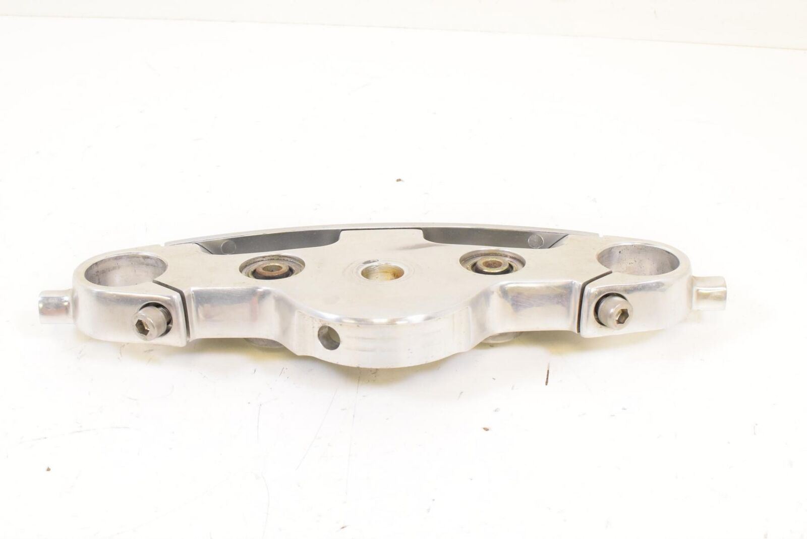 2011 Triumph Rocket 3 III Upper Triple Tree Steering Clamp T2049029 {{ shop.shopifyCountryName }} - Mototech271