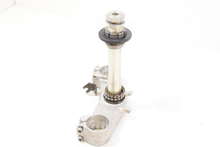 06 Kawasaki ZX636 ZX6R ZX6 Ninja Lower Triple Tree Steering Yoke 44037-0020 {{ shop.shopifyCountryName }} - Mototech271