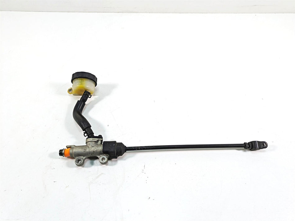 2006 Honda VT1100 C2 Shadow Rear 1/2" Brake Master Cylinder 43510-MCK-A02 {{ shop.shopifyCountryName }} - Mototech271